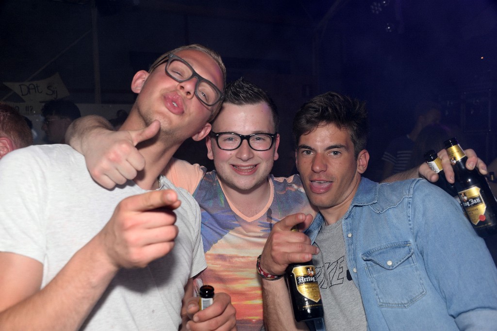 ../Images/Feest zonder naam 2017 060.jpg